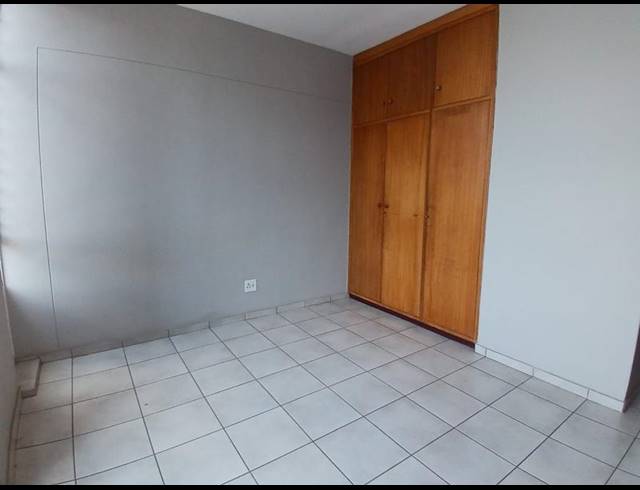 2 BEDROOM TOWNHOUSE FOR SALE IN SOUTH CREST